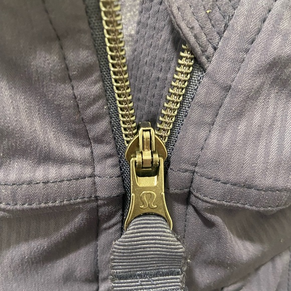 LULULEMON Yogi Anorak Jacket Hooded Size 4 Indigo Blue Stripe - Picture 4 of 10